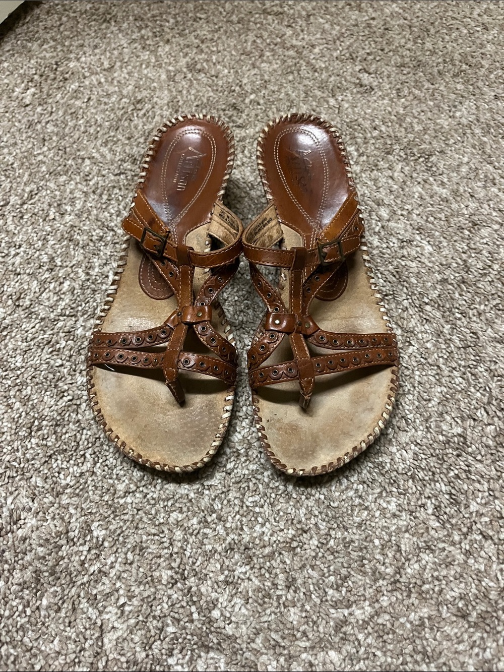 Clarks Artisan brown Leather Studded T-Strap Slide Sandals